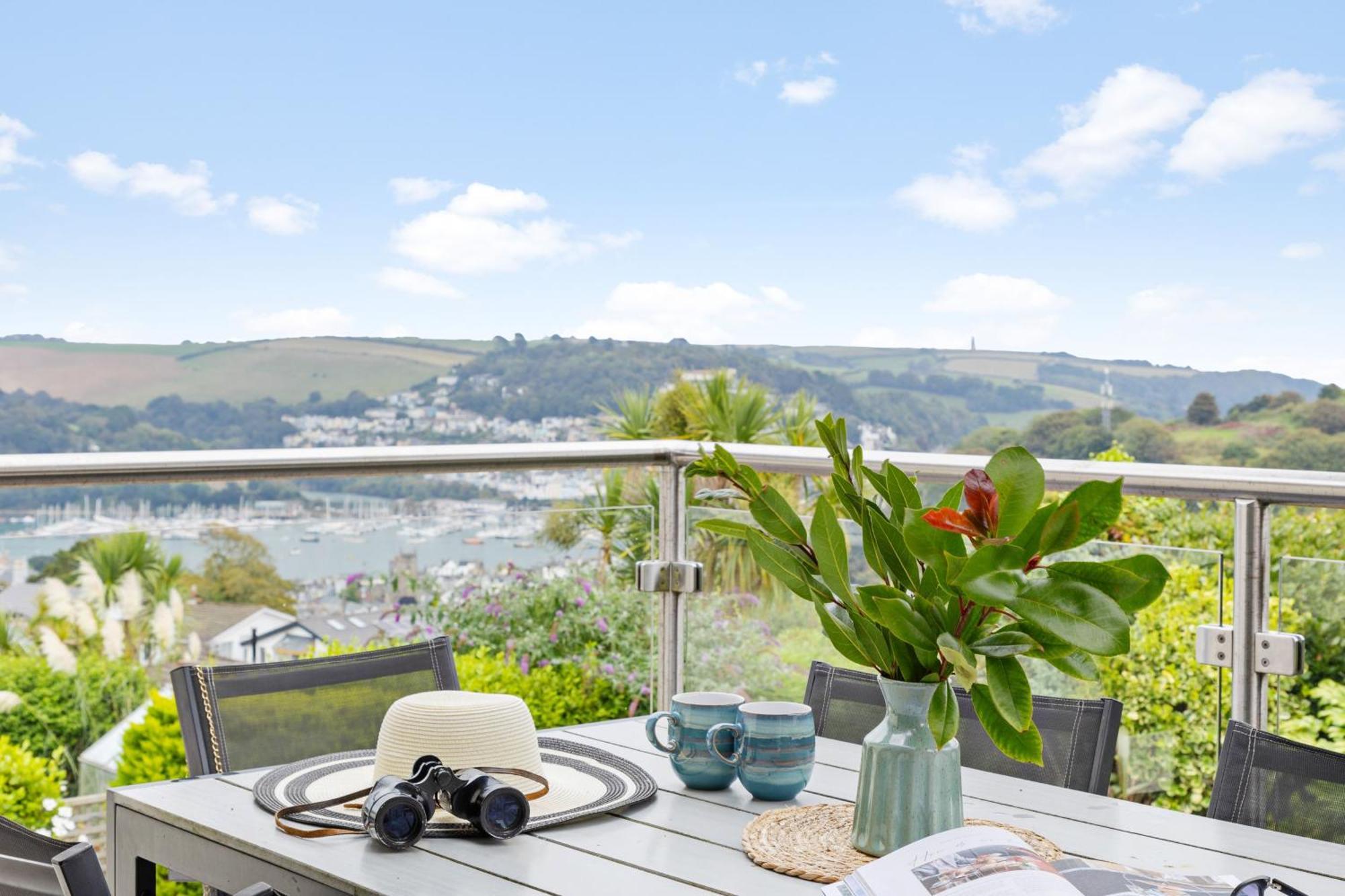 15 Churchfields - Bungalow With Estuary Views And Parking Dartmouth Exterior foto